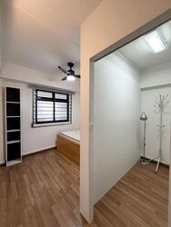Blk 43 Holland Drive (Queenstown), HDB 3 Rooms #627503931